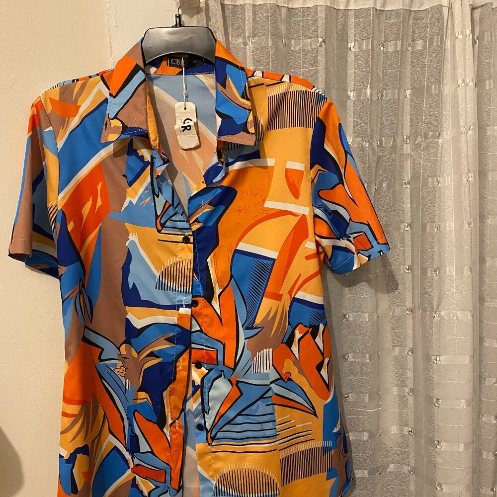 Patterned Button Down Short Sleeve Shirt